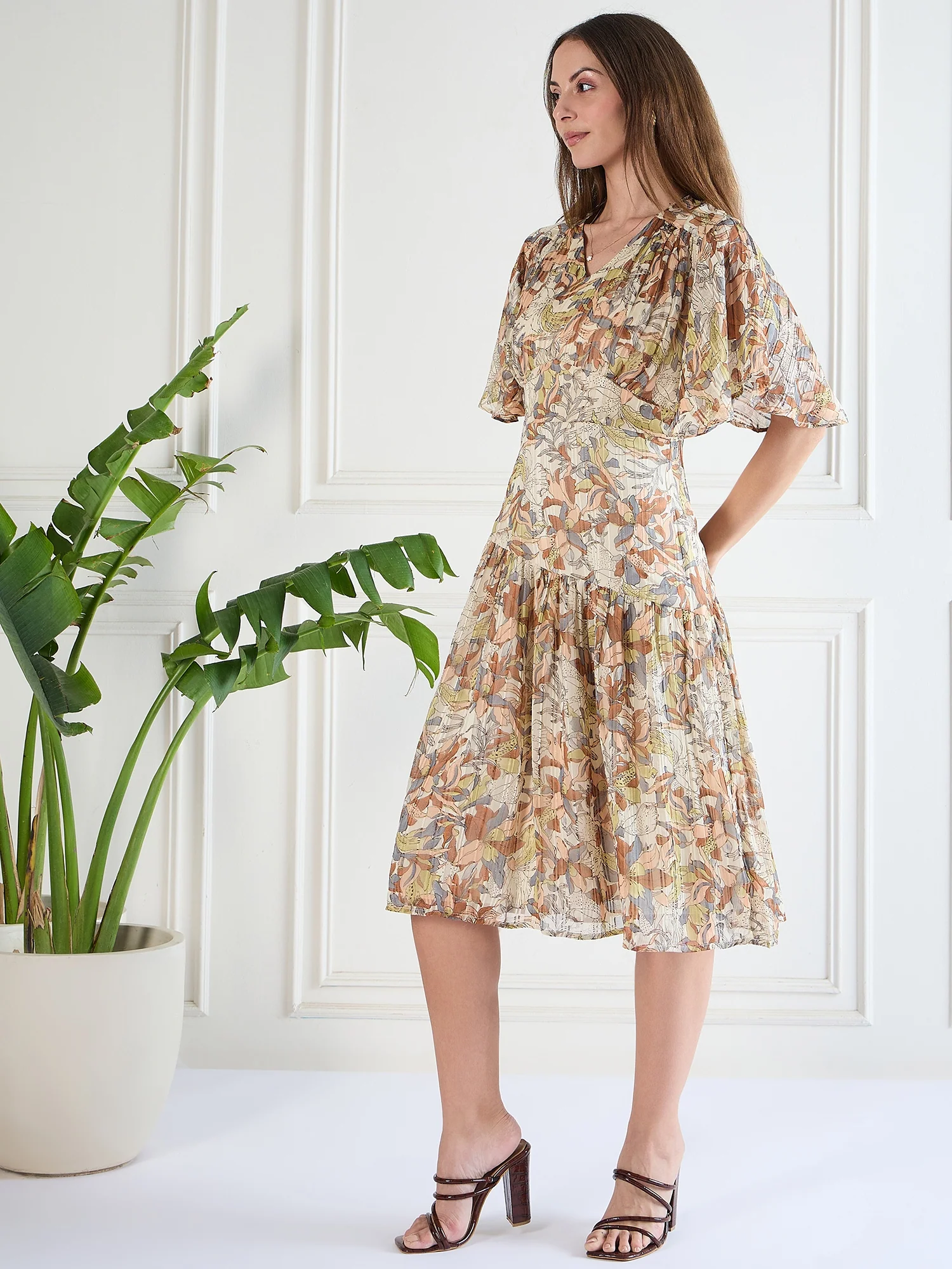Chic Beige Printed Midi Dress with Pockets | VINTAGE - Image 4