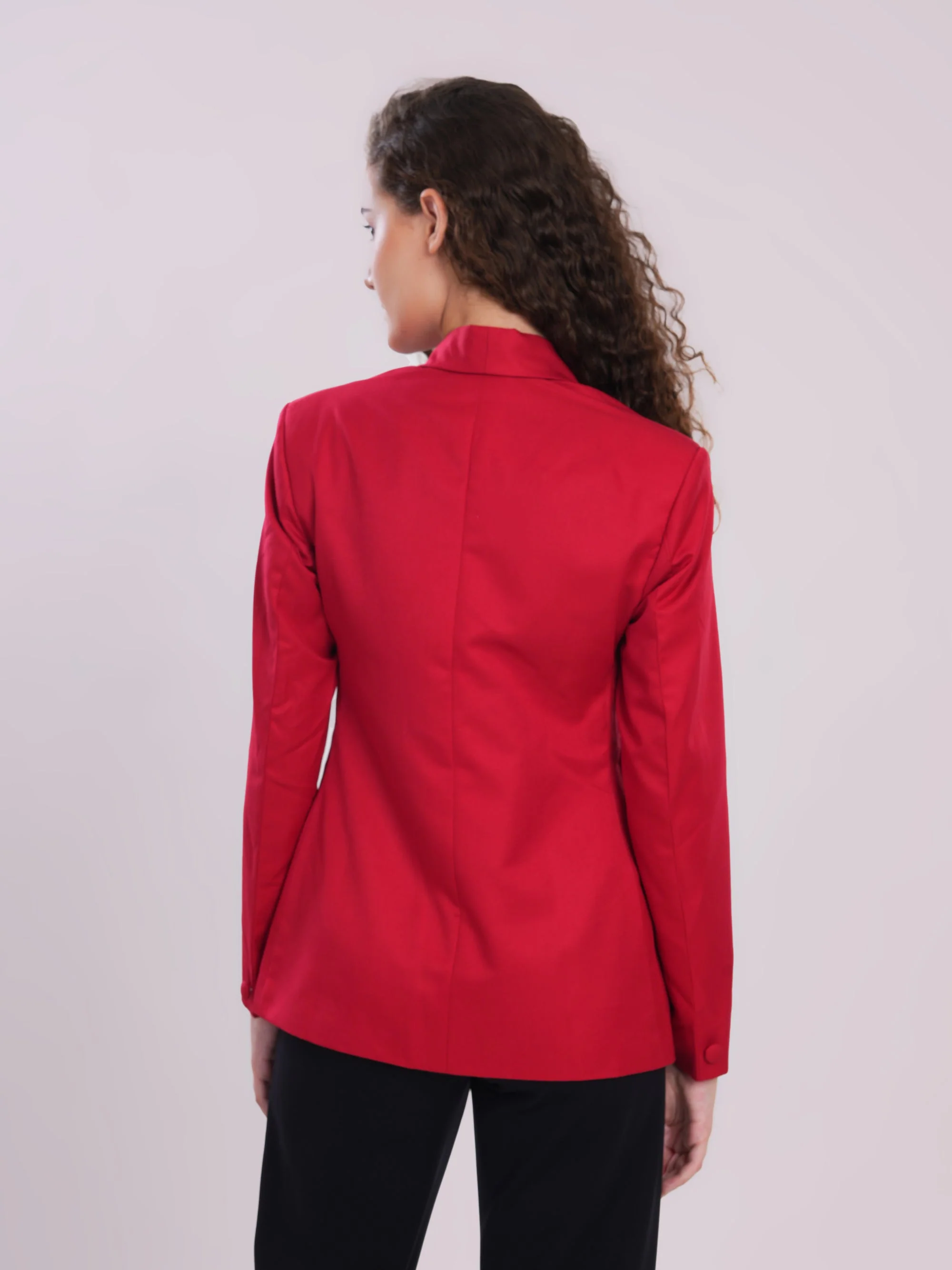 Red hot. Red bold. Red flawless. - Image 6