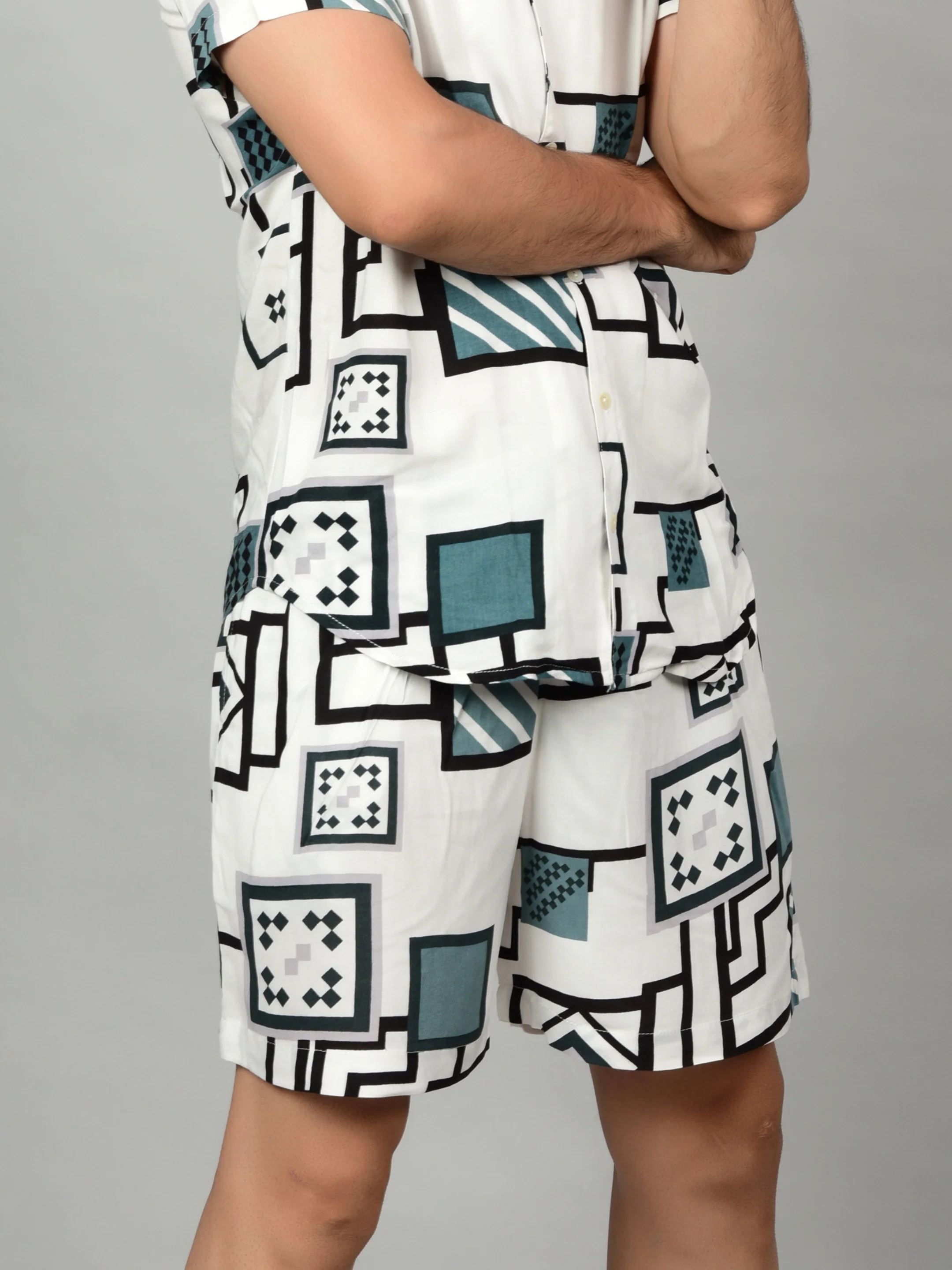 Men's Geometric Print Casual Shorts - Off-White - Image 3