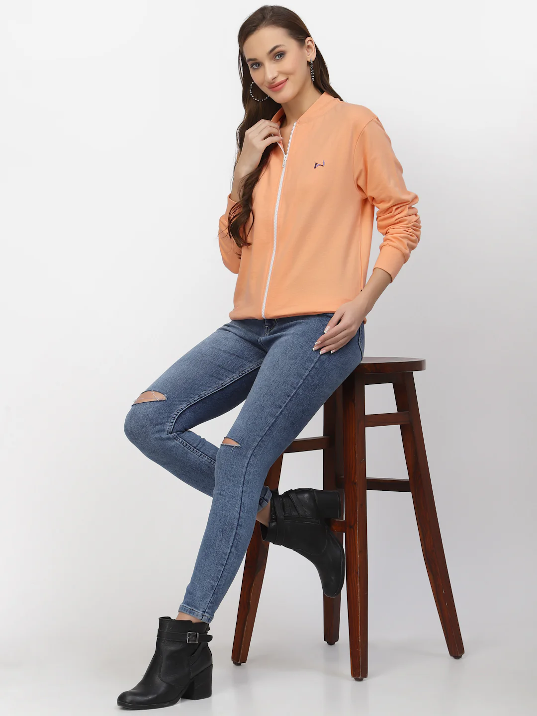 Flawless Women Solid Zipper Sweatshirt - Image 6