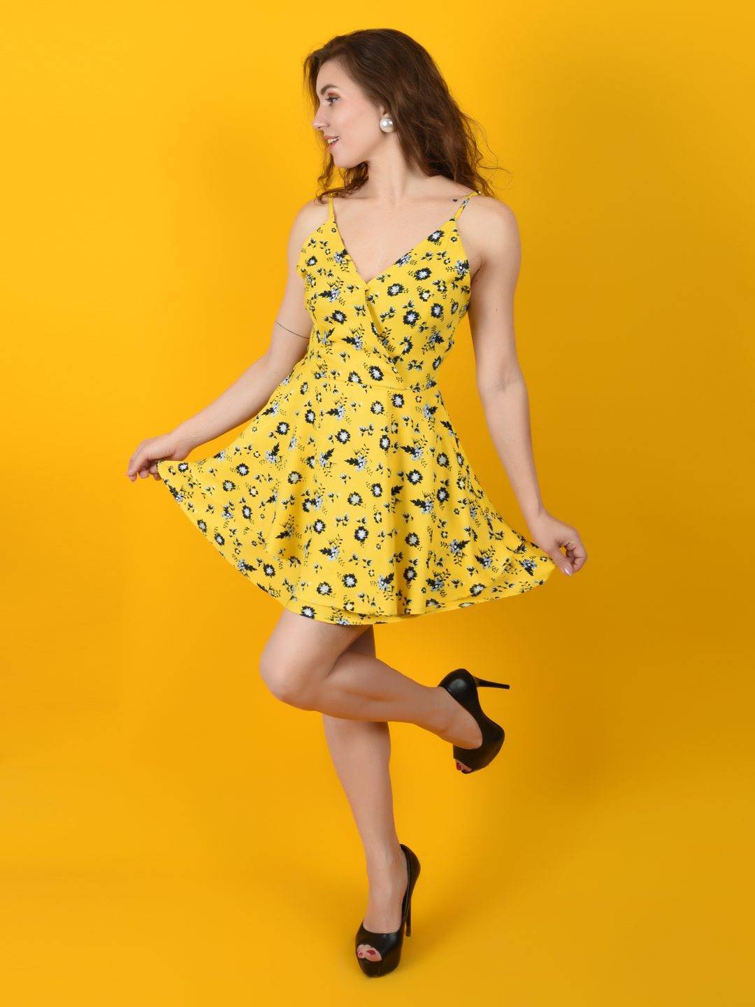 Flawless Yellow Beach Mini Playsuit For Women | LUNA - Image 5